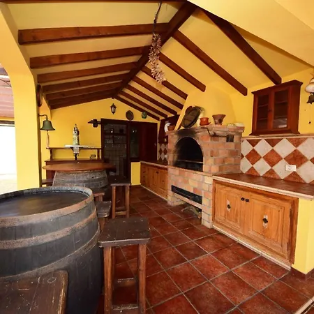 Haus Alina Mit Beheizbarem Privatpool Und Barbecue